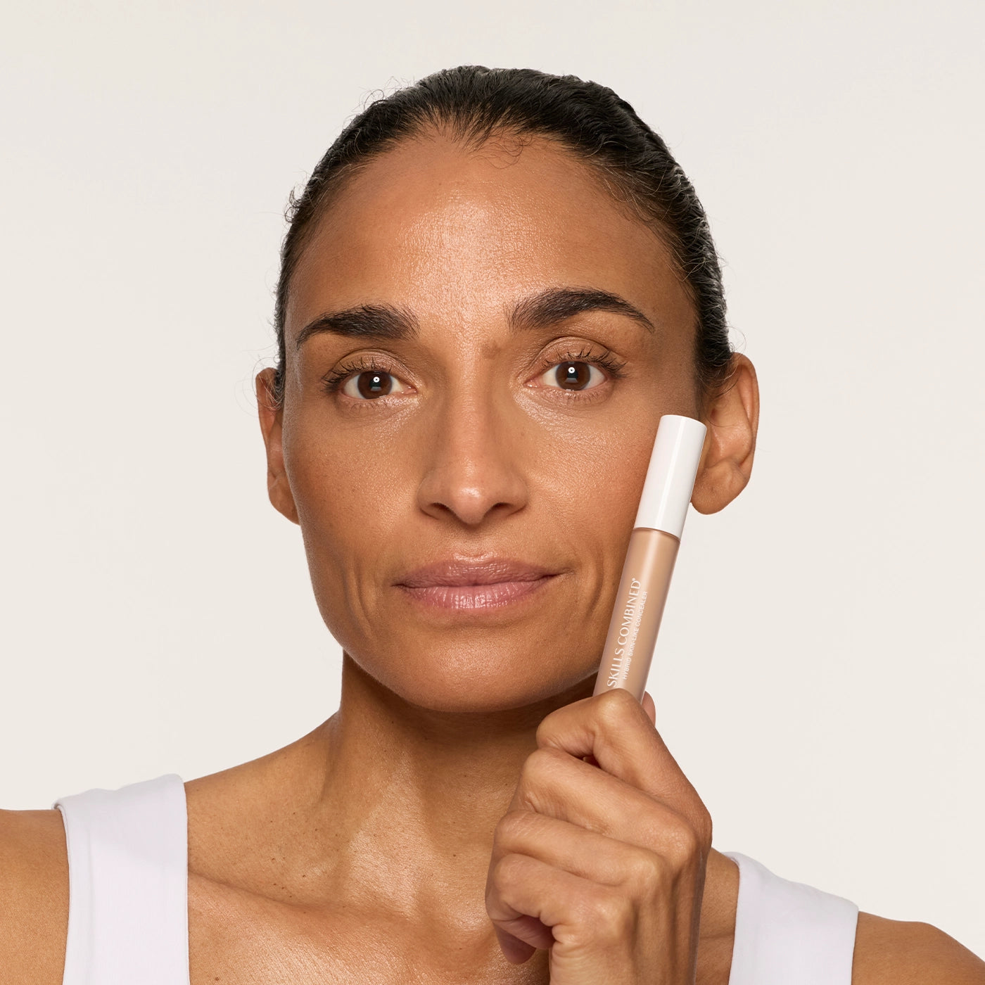 Hybrid Skin-Like Concealer - 4 Medium Tan