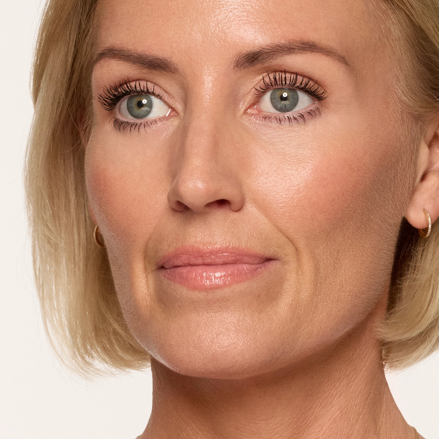 Volume & Care Mascara - vårdande & volymgivande mascara