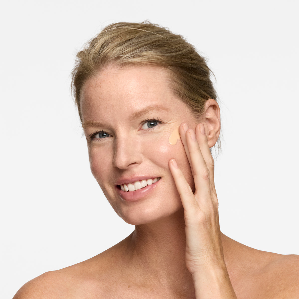 Hybrid Skin-Like Foundation - 02N
